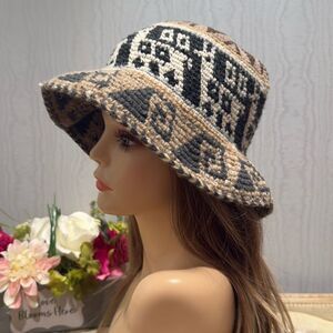 Vintage 90s Chullo Alpaca Peruvian Tribal Roll Up Bucket Hat